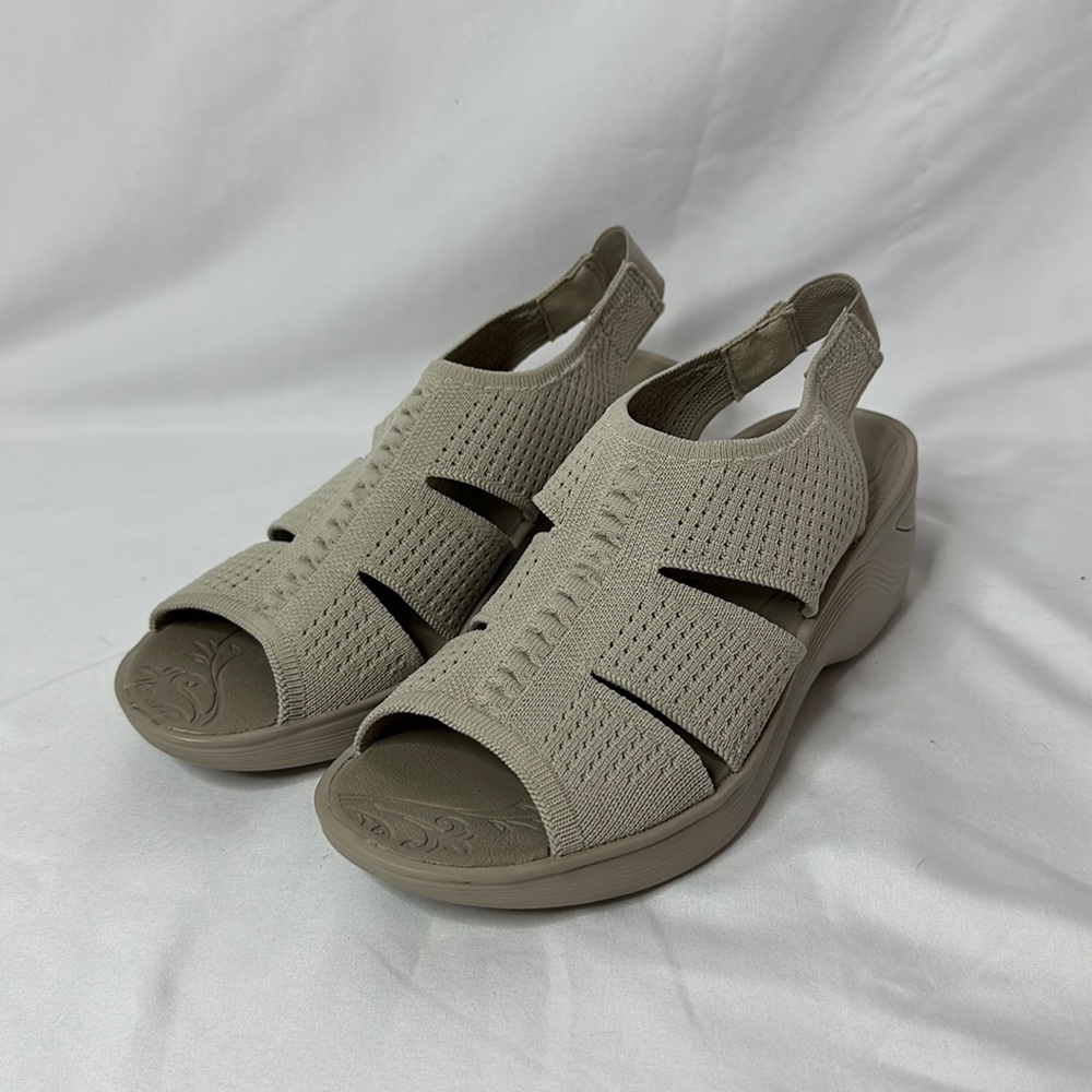 BZEES | Double Up Sandal Sand Color Women's 7M